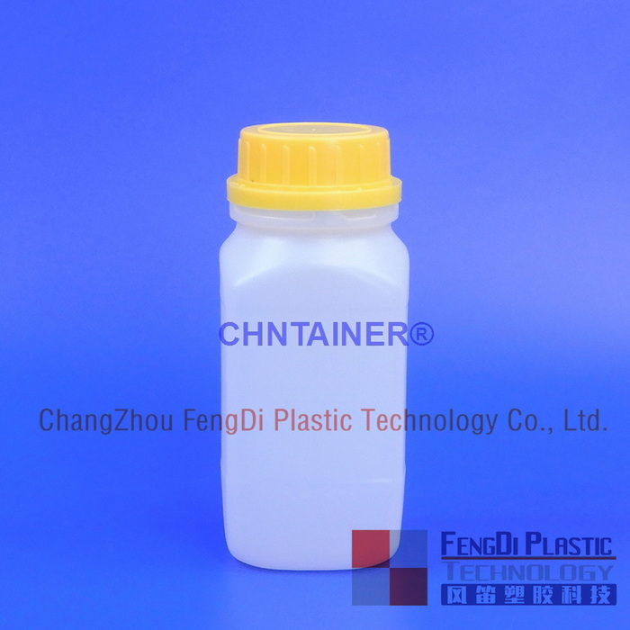100 ml breite Mundplastik -Probenflasche mit manipulierter, offensichtlicher Schraubenkappe